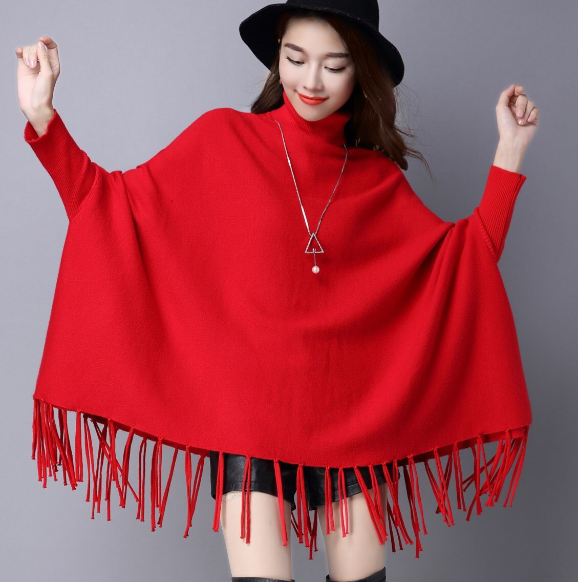 Pull cape à col roulé pour femme, pull ample à pompons, manches chauve-souris, couleur unie, vêtements pour femmes: Bleu
