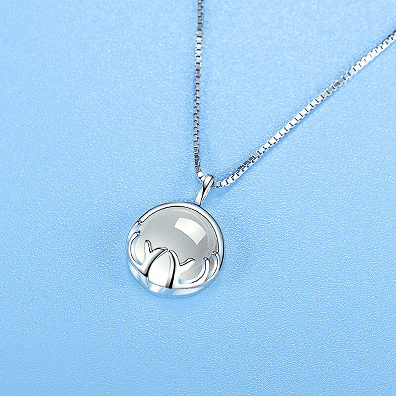 Huitan Eenvoudige Stijlvolle Imitatie Maansteen Hanger Ketting Voor Vrouwen Fancy Box Ketting Meisje Veelzijdige Mode-sieraden 2022
