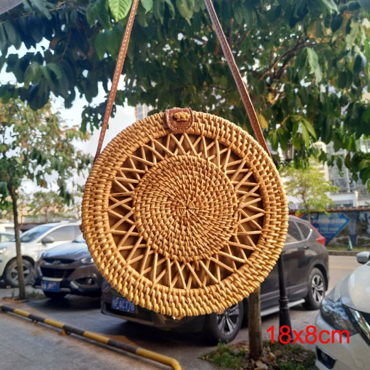 2020 rotonda Borse di Paglia Delle Donne di Estate Rattan Handmade Sacchetto Tessuto Spiaggia Cross Body Bag Cerchio Della Borsa Della Boemia Bali prezzo Più Basso l31: 18x8 xiaopi taiyang