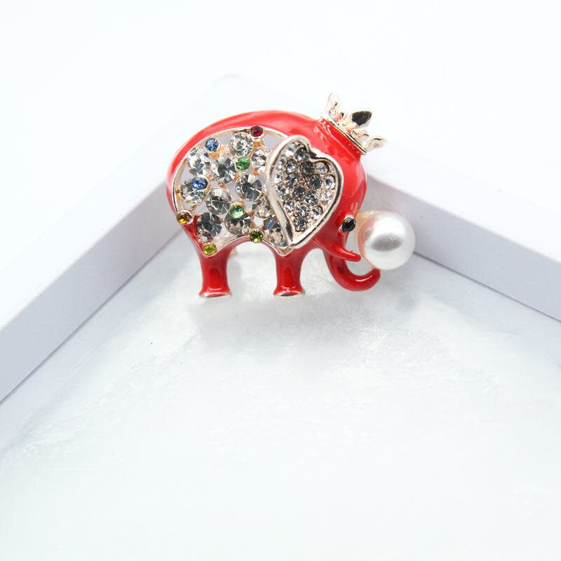 Rode Diamant Olifant Badge Broche Leuke Rode Olifant Corsage Sieraden Coat Kleding Accessoires Pinnen Kraag Pin