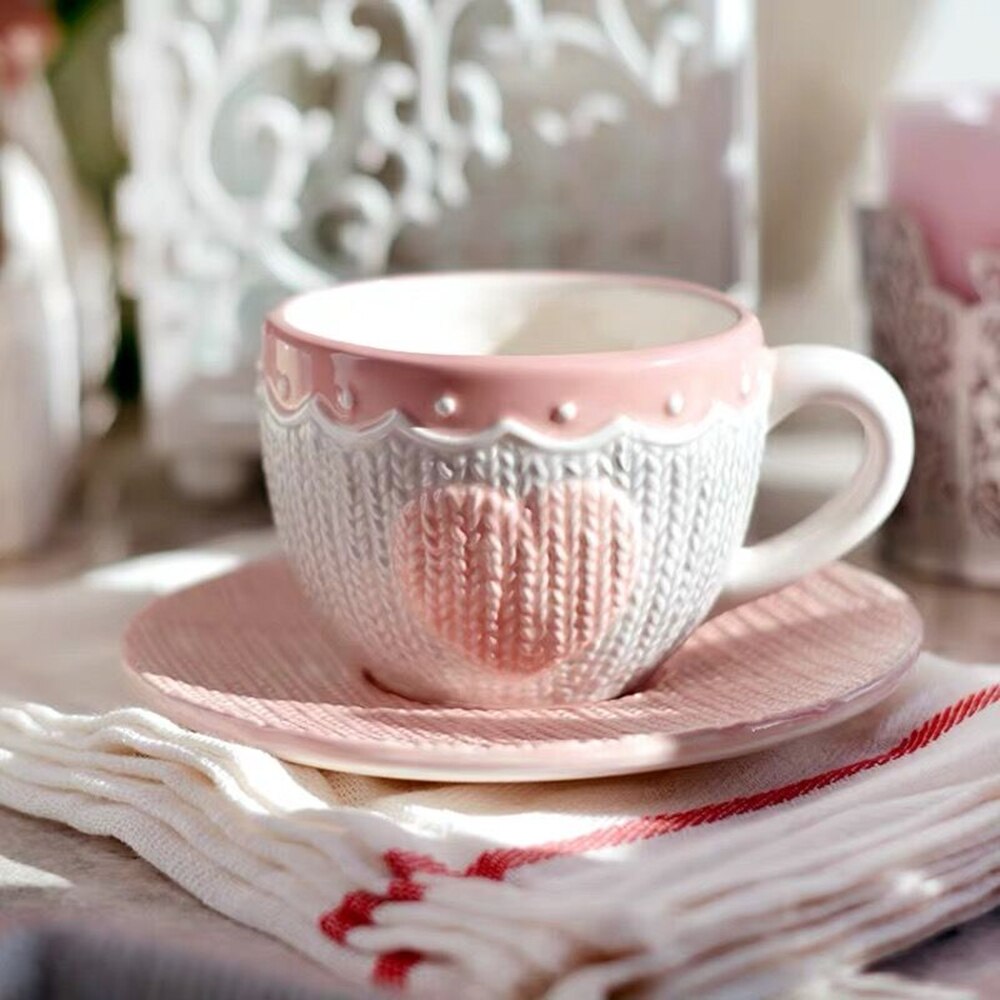 Cute Pink Mug Ceramic heart-shaped Coffee Cup with Lid Home Couple Milk Breakfast Cup Water Cup