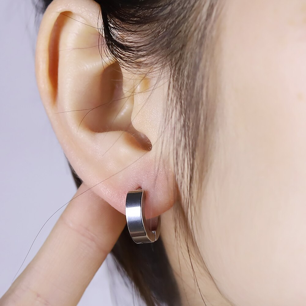 1 par de pendientes antialérgicos de acero de titanio, pendientes Punk Rock, joyería de para hombres y mujeres, pendientes redondos de círculo pequeño