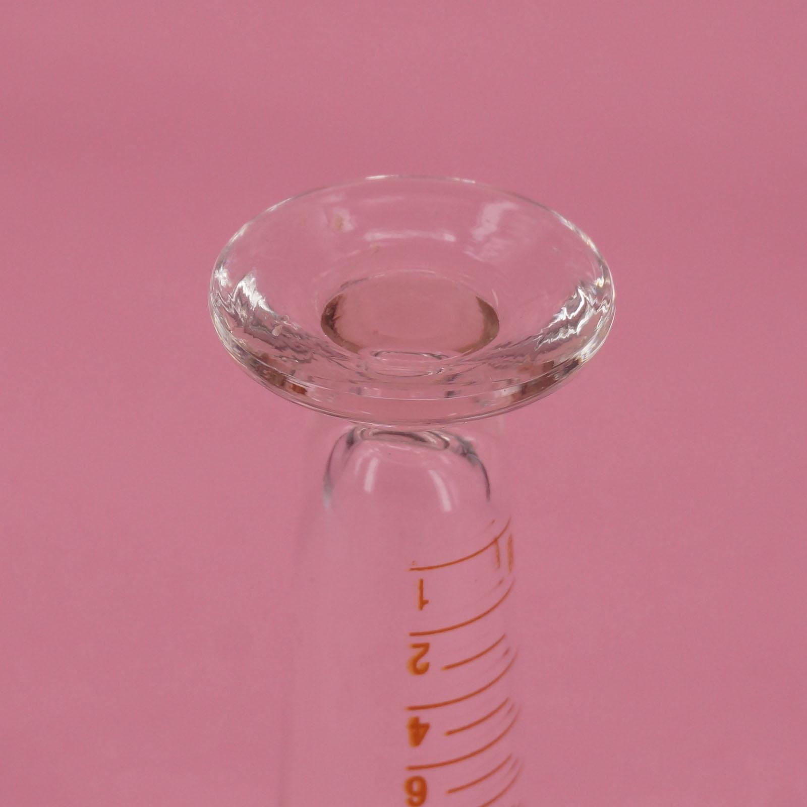 10Ml Lab Glas Betaalde Apotheker Maatbeker Conische Afgestudeerd Met Uitloop
