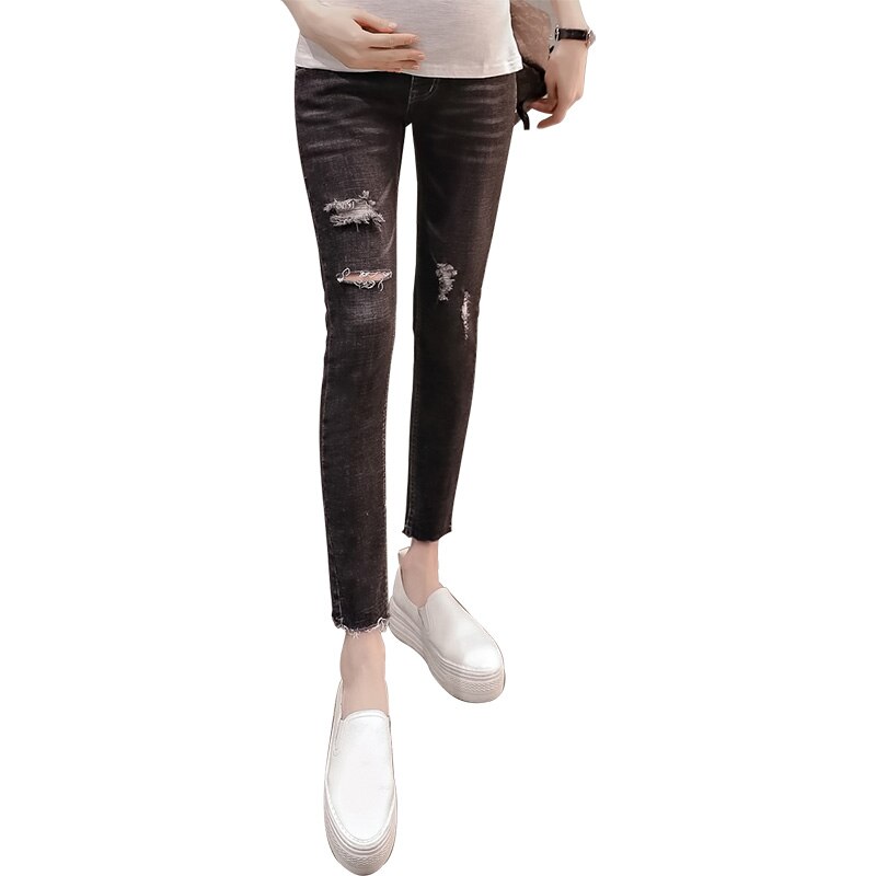 Tejanos nueve pantalones para mujeres embarazadas, modelos de otoño , ropa elástica con agujeros, ropa de maternidad informal: M