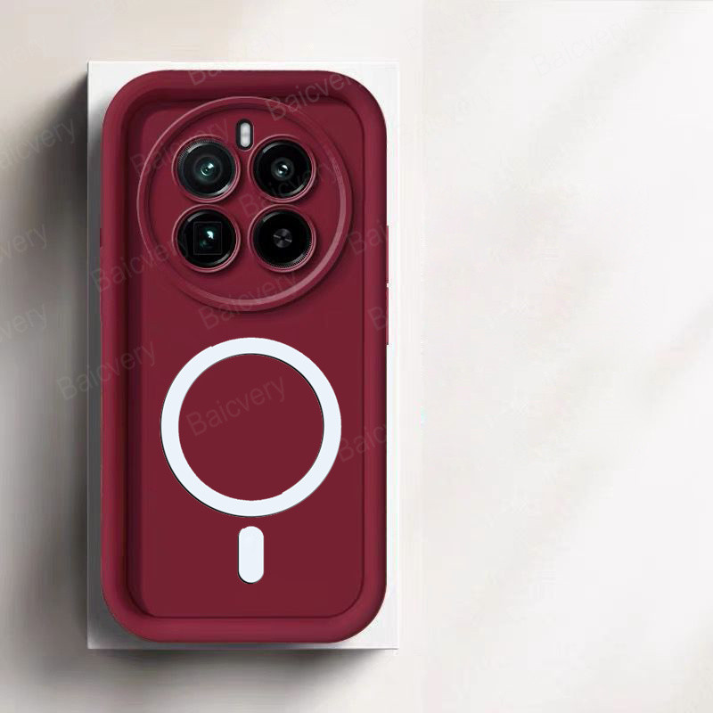 Für Realme 12 5G / 12X 5G Plus / 12 Pro 5G / Realme 12 Pro Plus Capa Hülle mit magnetischer Aufkleberabdeckung für kabelloses Laden: PC + TPU / Brown