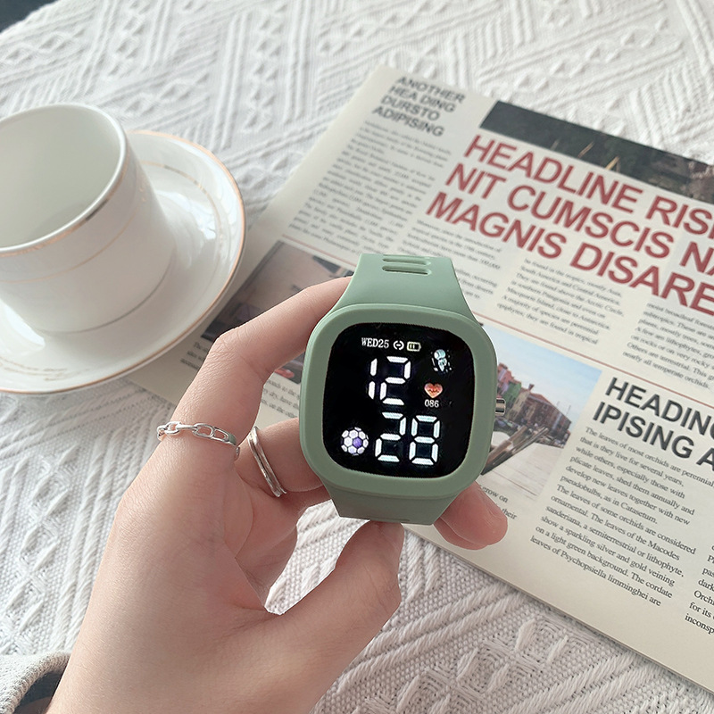 Mannen Vrouwen Horloge Led Digitaal Sporthorloge Voor Kinderen Jongens Meisjes Vierkant Grote Wijzerplaat Waterdicht Siliconen Heren Elektronisch Polshorloge: Rose