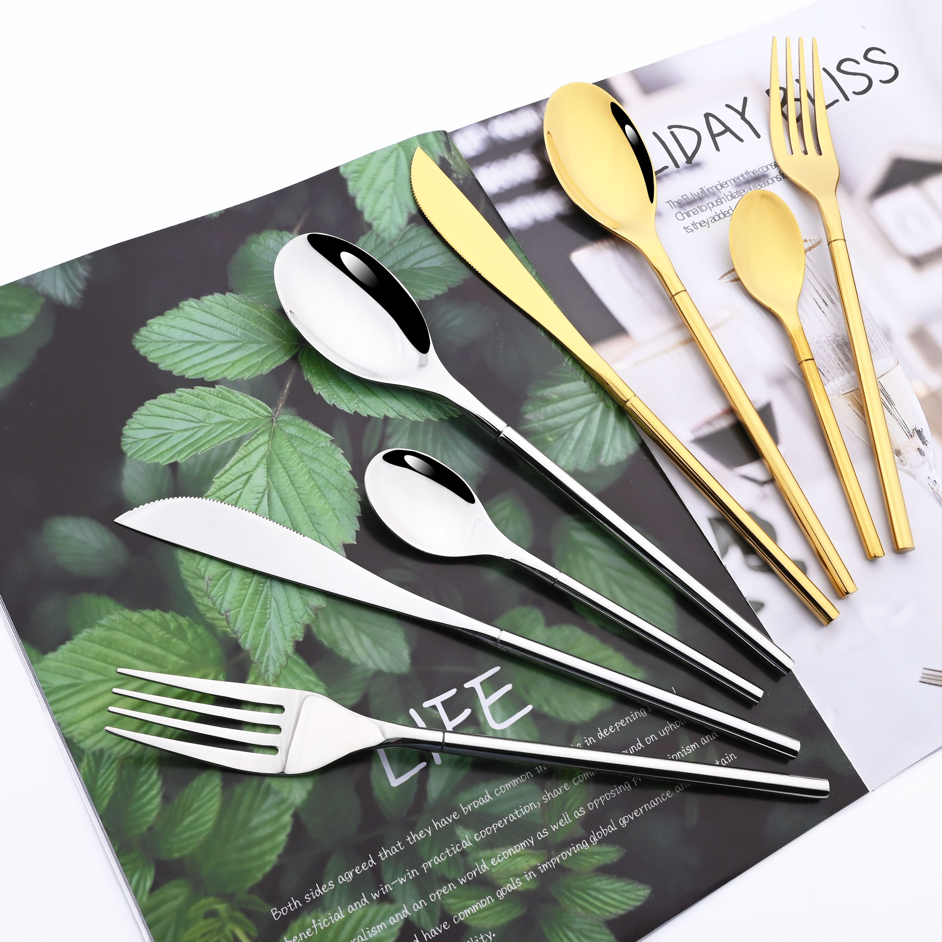 Drmfiy 4/16pcs Noir Ensemble de Vaisselle Couteaux Fourchettes Cuillères Couverts En Acier Inoxydable Couverts Couverts Cuisine Vaisselle