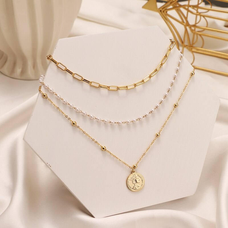 KUSS FRAU Goldene Multi-schicht Perle Perle Kette Halsketten Für Frauen Münze Porträt Anhänger Kragen Choker 2021Trend schmuck