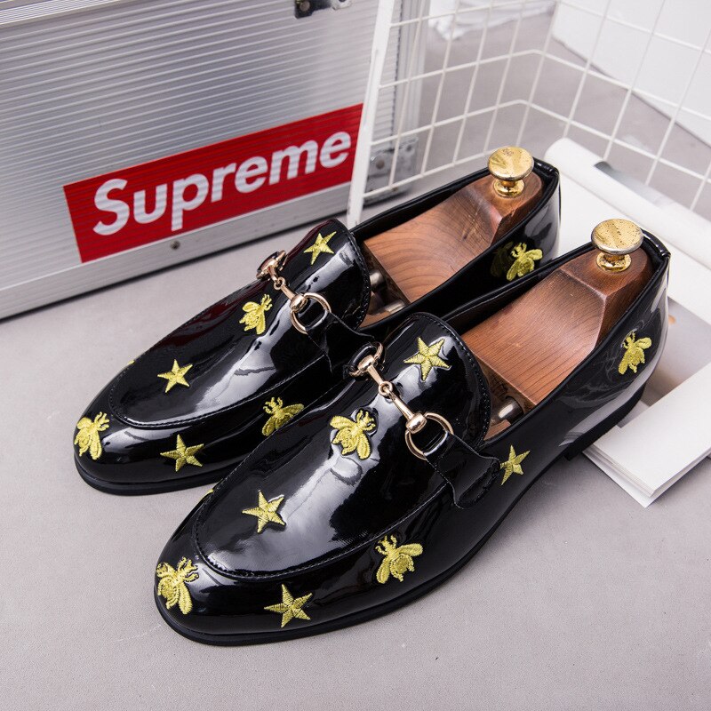 Hommes broderie métal boucle décor mocassins Mocassin Homme chaussures plates décontracté été mocassins sans lacet chaussures noir brillant