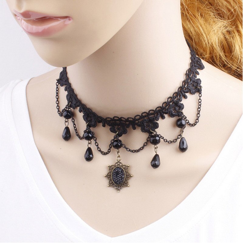 Girocollo gotico del merletto della ragazza degli accessori dei gioielli del collo della signora per la collana delle perle del fiore regale di modo Sexy d'annata delle donne