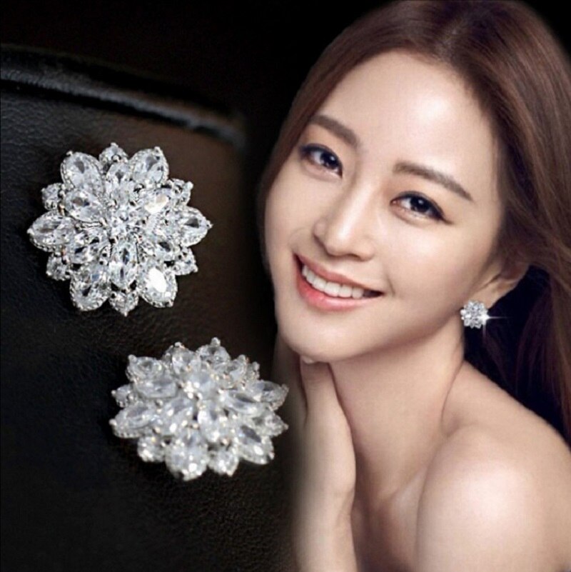 Korea udsøgte zirconia snefnug ørestikker til kvinder skinnende krystal blomst øreringe piger trend bryllup fest smykker