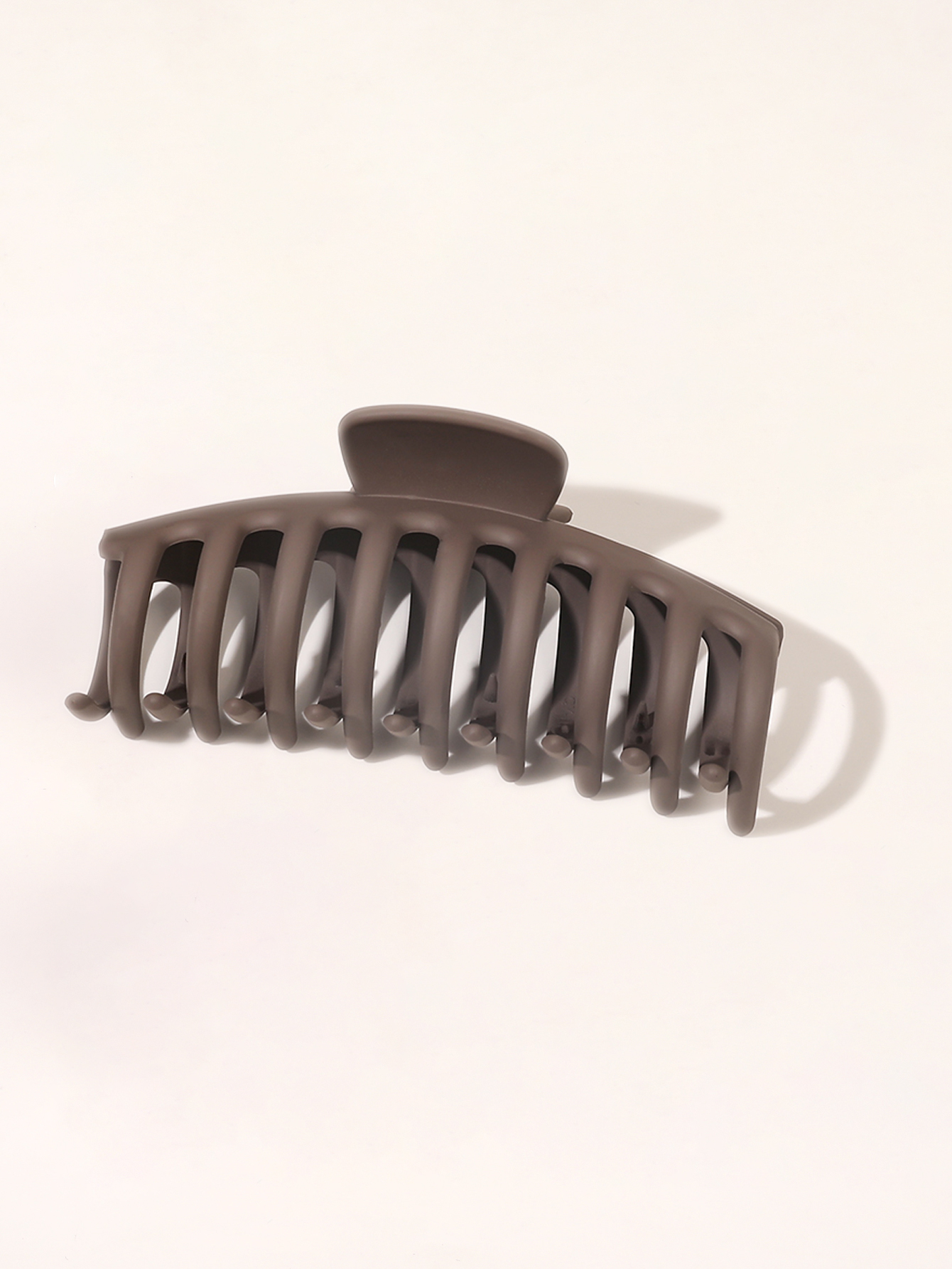 Pinzas de garra grandes para cabello grueso, pinzas para el cabello grandes para niñas, pinzas de garra mate, pinzas para el cabello neutras, paquete de 4: Castaño