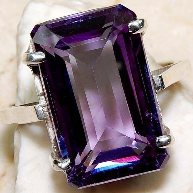 Lucido di Cristallo anelli di Cerimonia Nuziale per le donne Lday Grande viola CZ di Fidanzamento dei monili di Cerimonia Nuziale Delle Ragazze regalo di compleanno Del Partito squillare dimensione 6-10