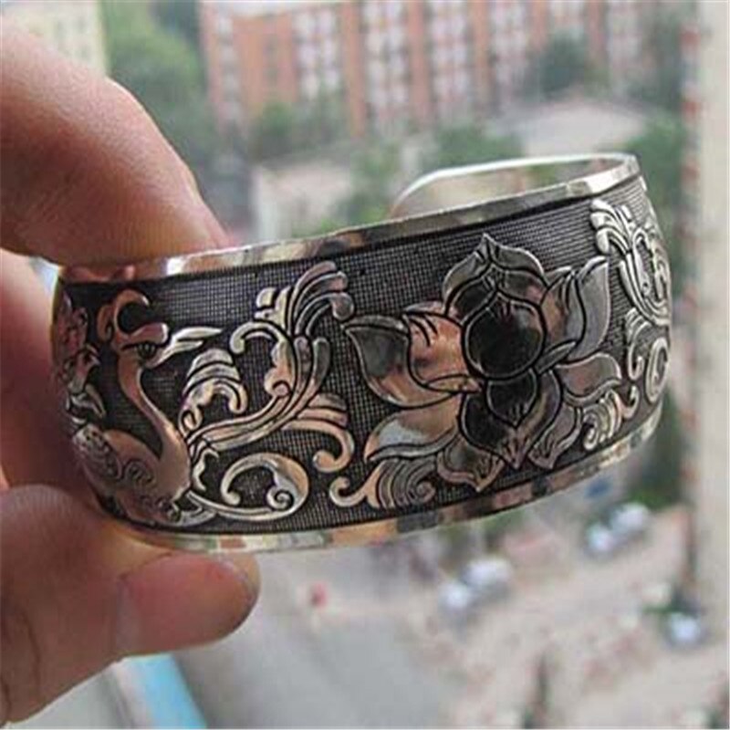 Brazalete tibetano Vintage tallado, pulsera ancha abierta, joyería Bohemia antigua para mujeres y hombres, Retro,