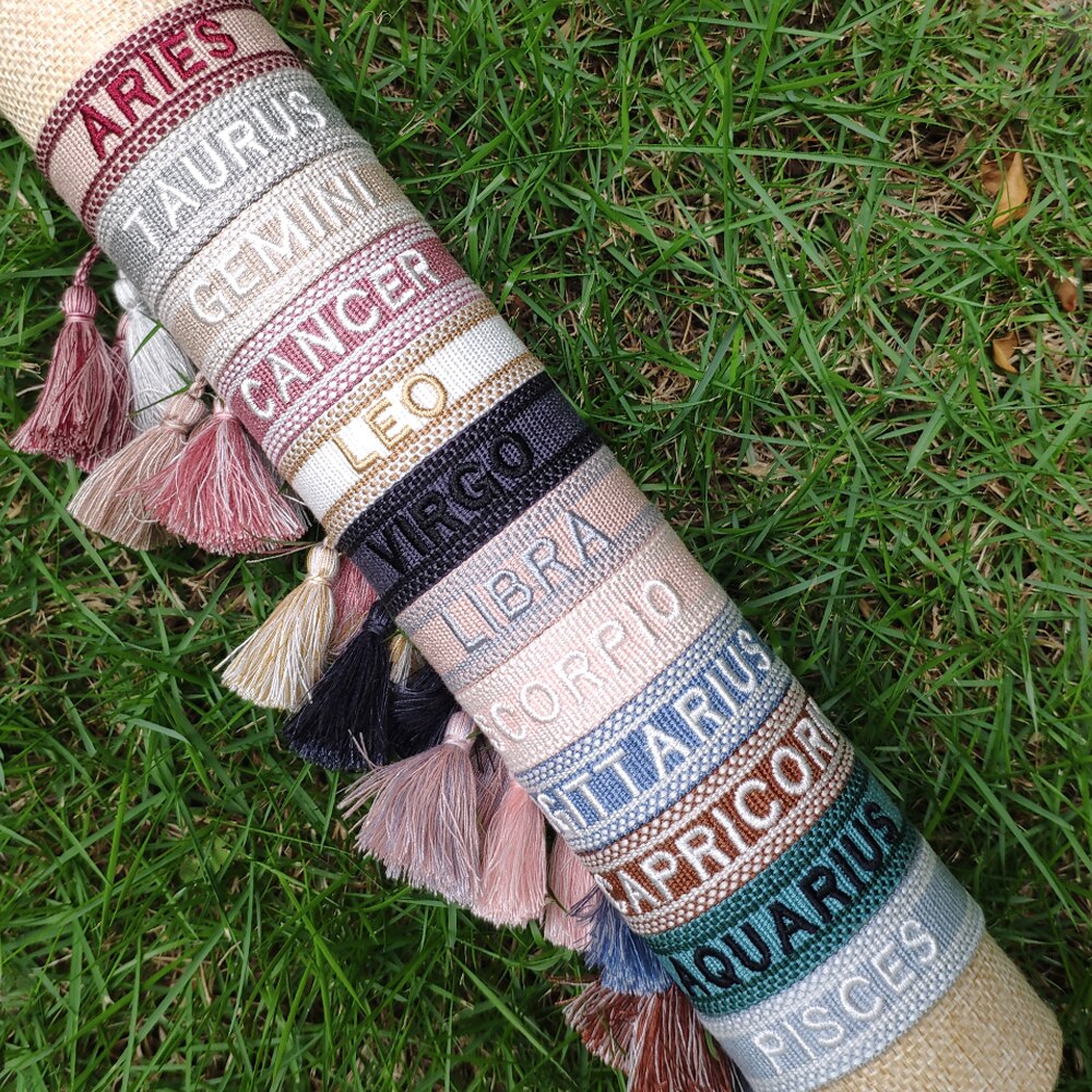 Bracelet tressé en coton, en tissu brodé à la main avec glands, taille réglable