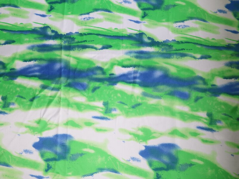 100cm*148cm ombre gradient maleri trykt satin stof diy patchwork syemateriale til kvinder kjole tørklæde: Farve 3 grøn