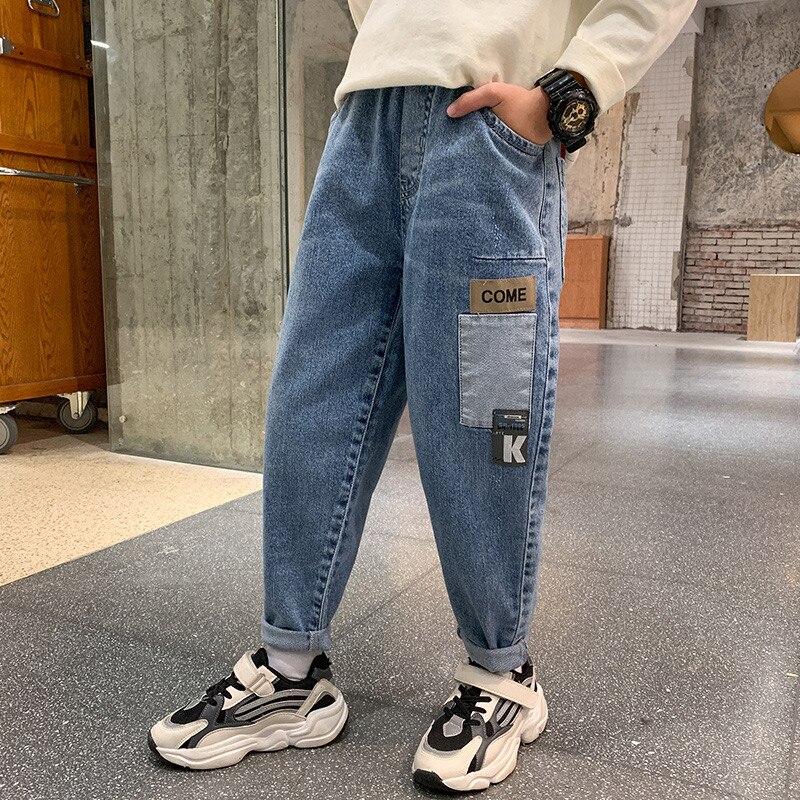 2021 primavera nuovi Jeans da ragazzo pantaloni larghi per bambini Jeans Casual per bambini di colore chiaro KJ06