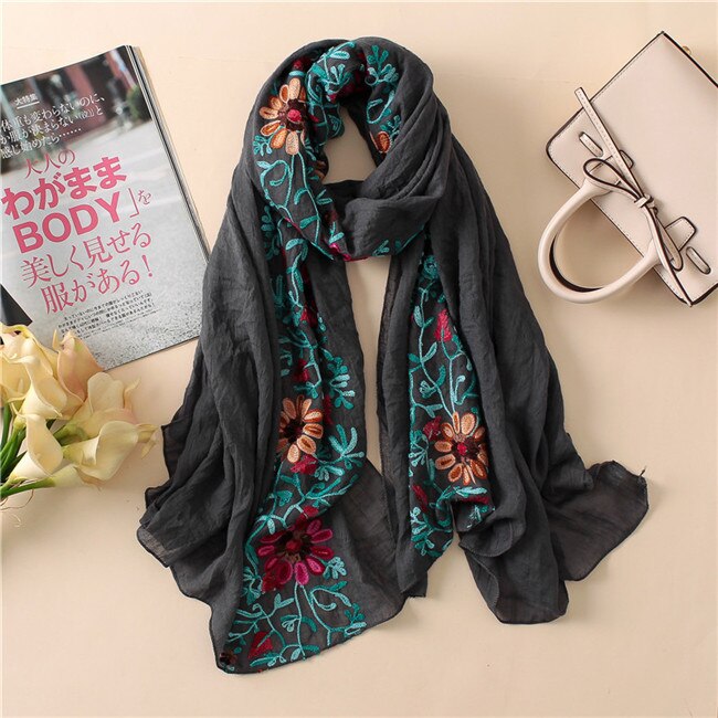 Chal de viscosa Floral bordado liso, bufanda de pañuelo indio, bufandas y chales de algodón con estampado, Foulard suave, gorro Hijab musulmán, 2022: Morado