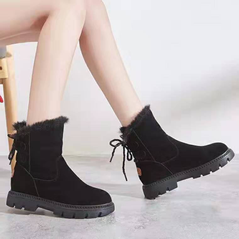 Botas de nieve para mujer, zapatos de invierno antideslizantes con suela gruesa de gran ayuda, novedad de , suela plana, zapatos de algodón de terciopelo salvaje plus soft bo