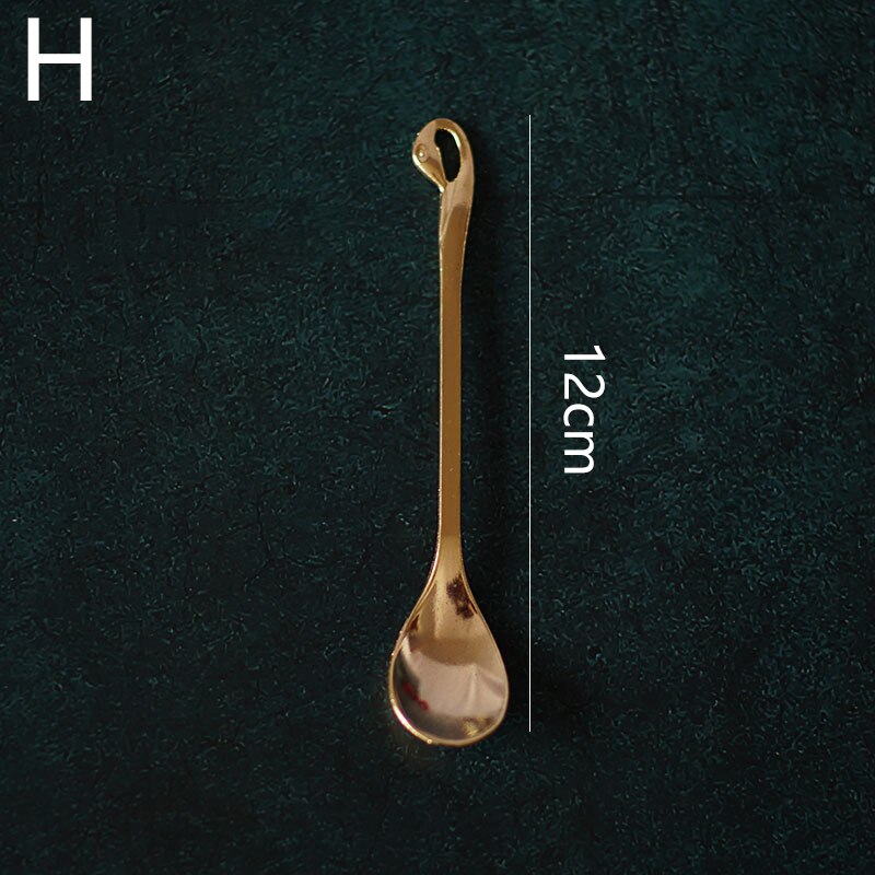 Retro Coffee Spoon Sugar Tea Dessert Cake Spoons Carved Ice Cream Teaspoon Alloy Teaspoon Cutlery Accessories Kitchen Tool: H