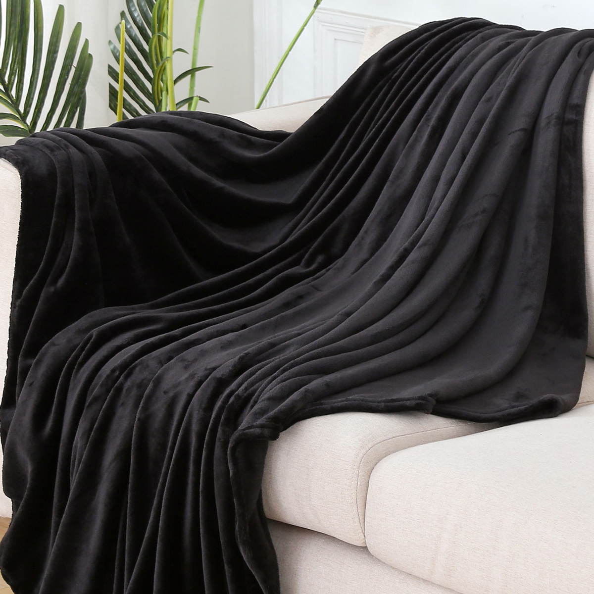 1pc Throw Blanket for Couch,Soft Fuzzy Fluffy Blanket for Bed and Sofa: King / black