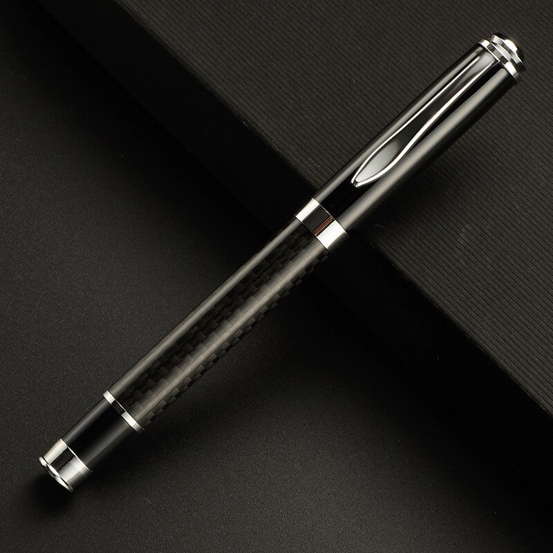 1 0.7mm merkkimetallinen mustekynä: Musta