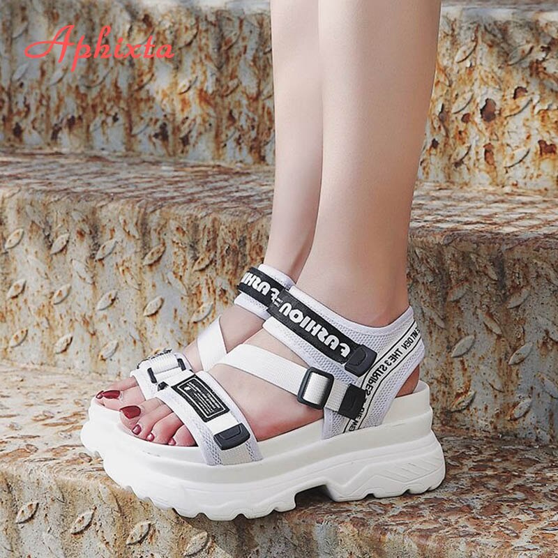 Aphixta gladiator platform sandaler dame & #39 ;s sandaler spænde sommer kvinder kilehæl chunky strandsandaler behagelige damesko: Hvid / 9