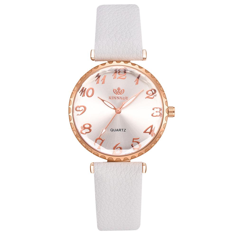 Montre Dame Lederen Band Quartz Horloge Mode Vrouwen Armband Armband Horloge Vijf Delige Set Persoonlijkheid Dameshorloge: white