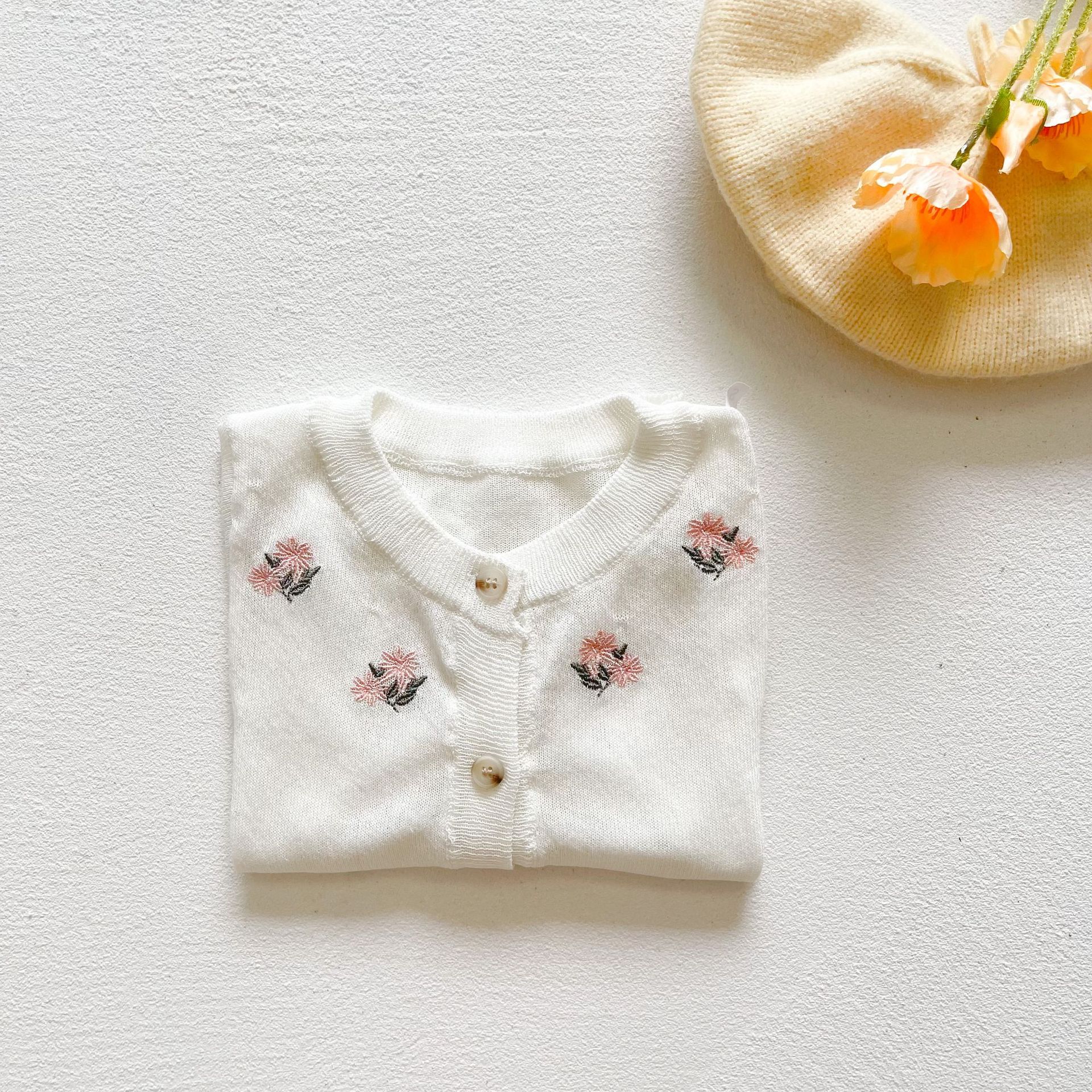 Kleinkind Gestickte Blumen Strickjacke Spitzen Baby Mädchen retro Süße Kleidung freundlicher Baumwolle lässig T-Shirt Kurzen Ärmeln Kleidung