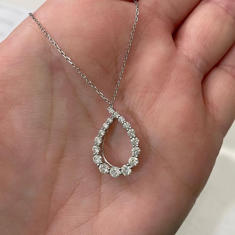 Huitan Mode Luxe Vrouwen Ketting Water Shaped Hanger Brilliant Zirconia Eenvoudige Stijlvolle Bruids Bruiloft Sieraden: Default Title