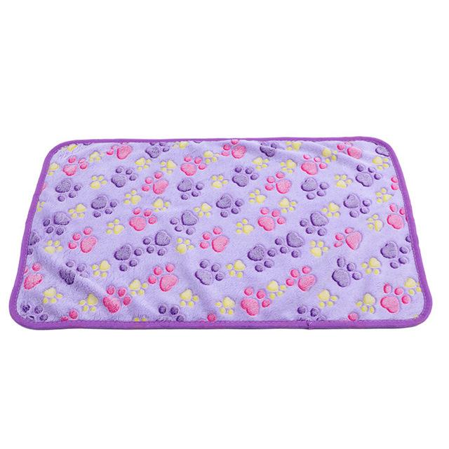 Pet Soft Warm Blanket Winter Coral Plush Paw Print Blanket Cat And Dog Mattress Medium Small Dogs Cats Coral Fleece Pet Supplies: Red / 20x20