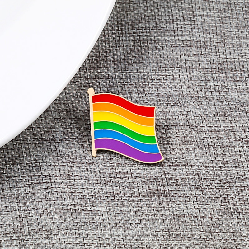 Creatieve LGBT Broche Regenboog Pins Kleurrijke Hart Vlag Vinger Email Revers Pin Lesbische Gay Pride Badge Cartoon Kleding Decoratie