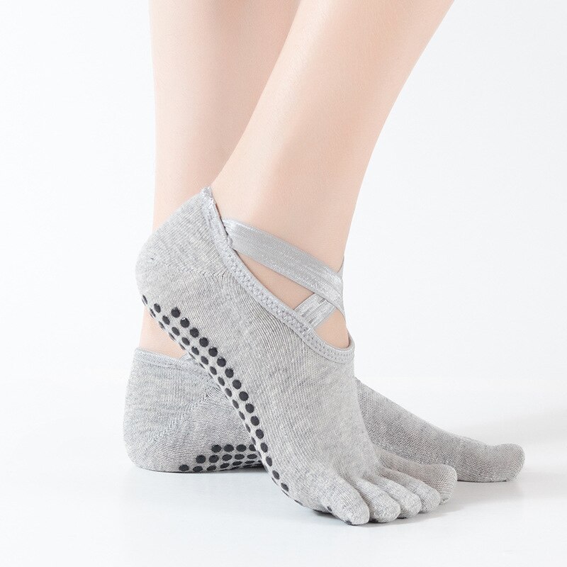 Sokker med fingre skridsikre yogasokker fitness sportsokker til yoga dansestrømper beskyttelse fødder rygløse solide bomuldssokker: Lysegrå