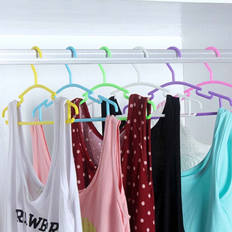 5 Stks/partij Draagbare Kleerhanger Kids Kinderen Peuter Baby Kleding Jas Plastic Hangers Haak Huishoudelijke Organizer