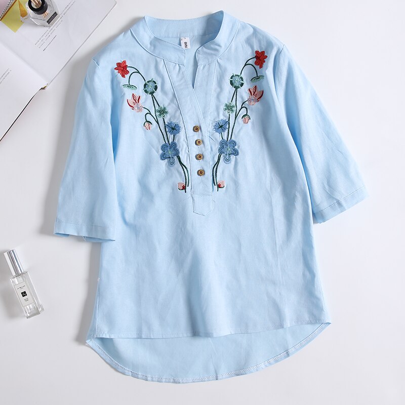 Korte Mouw Blouses Zomer Geborduurde Shirts Vrouwen Kleding V-hals Mode Bloemen Vrouwen Tops Slanke Shirts 0537 40