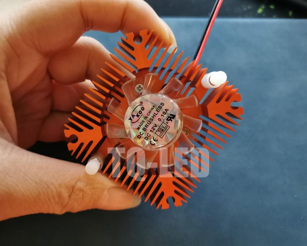 12v aluminium heatsink radiator med blæser til 5w 10w 20w høj effekt led hul afstand 5.5cm