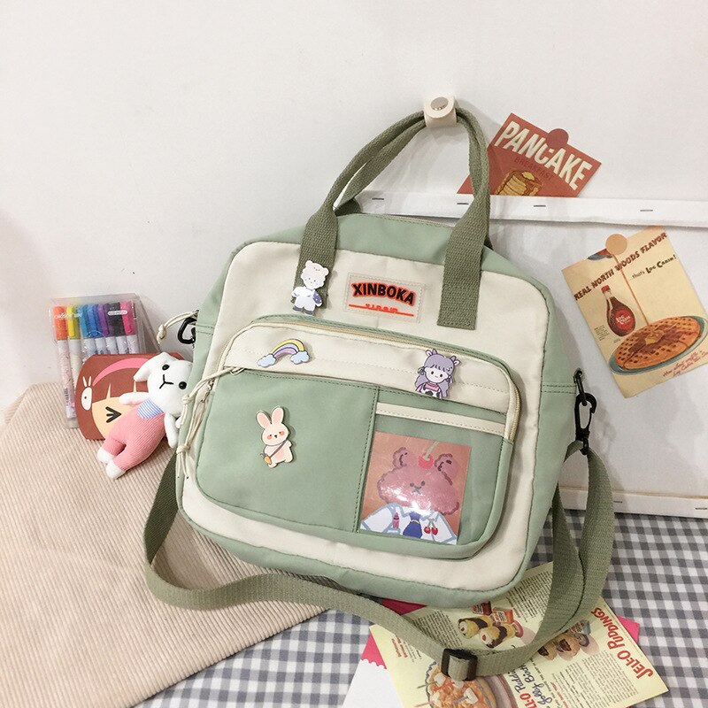 Mochila pequeña de nailon impermeable para mujer, bolso escolar bonito para chicas adolescentes, morral de viaje, mochila para estudiantes: Verde / With pendant