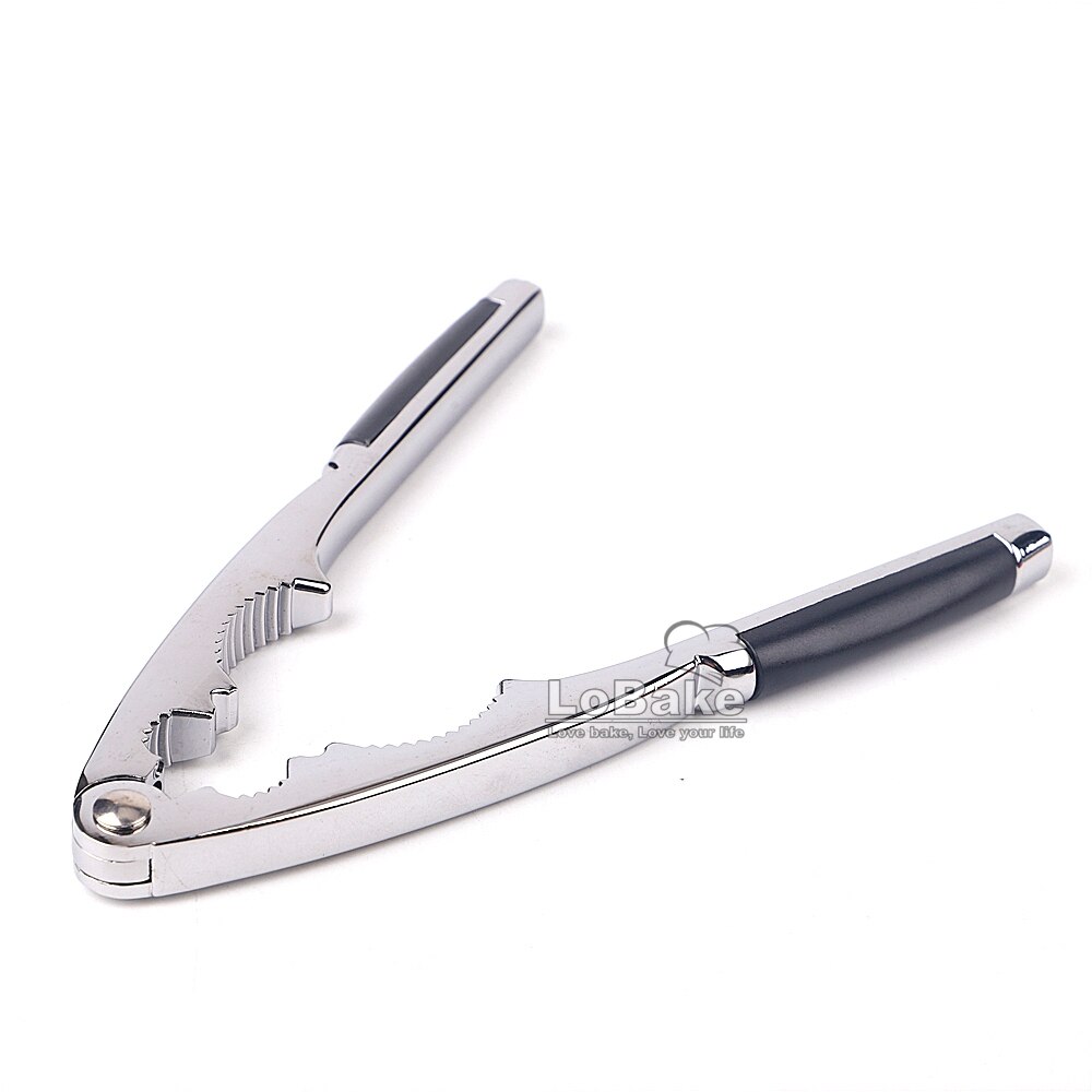 4 designs metal alloy walnut opener melon seeds nutcracker walnuts fruits pecans pine nut cracker for kitchen tools: 1 pieces A style