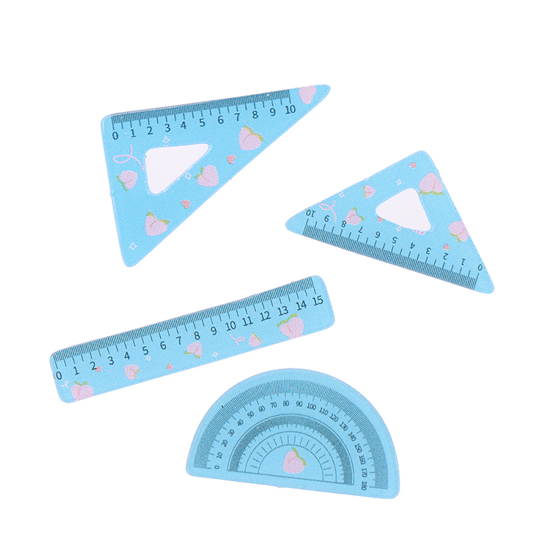Poppen kledingrek / Doll clothing rack