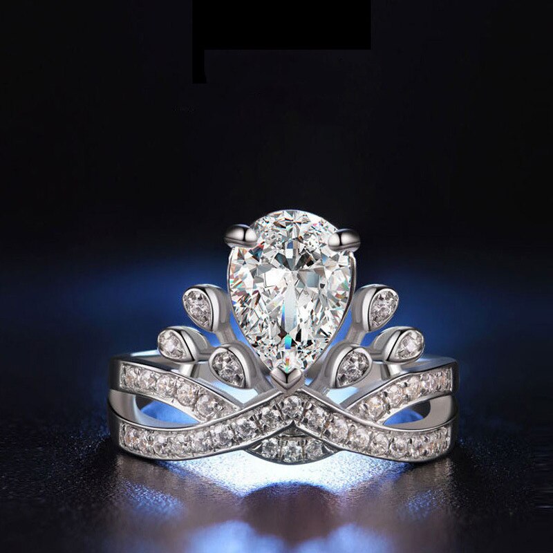 Luxury Female Big Zircon Stone Ring Classic Queen Crown Ring Vintage Wedding Bands Promise Love Engagement Rings For Women