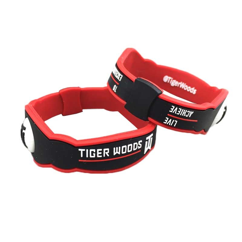 Golf Siliconen Armband Zwarte en Rode Kleur T Woods Energie Golf Polsband Voor Mannen & Vrouwen Training Aids Accessoires