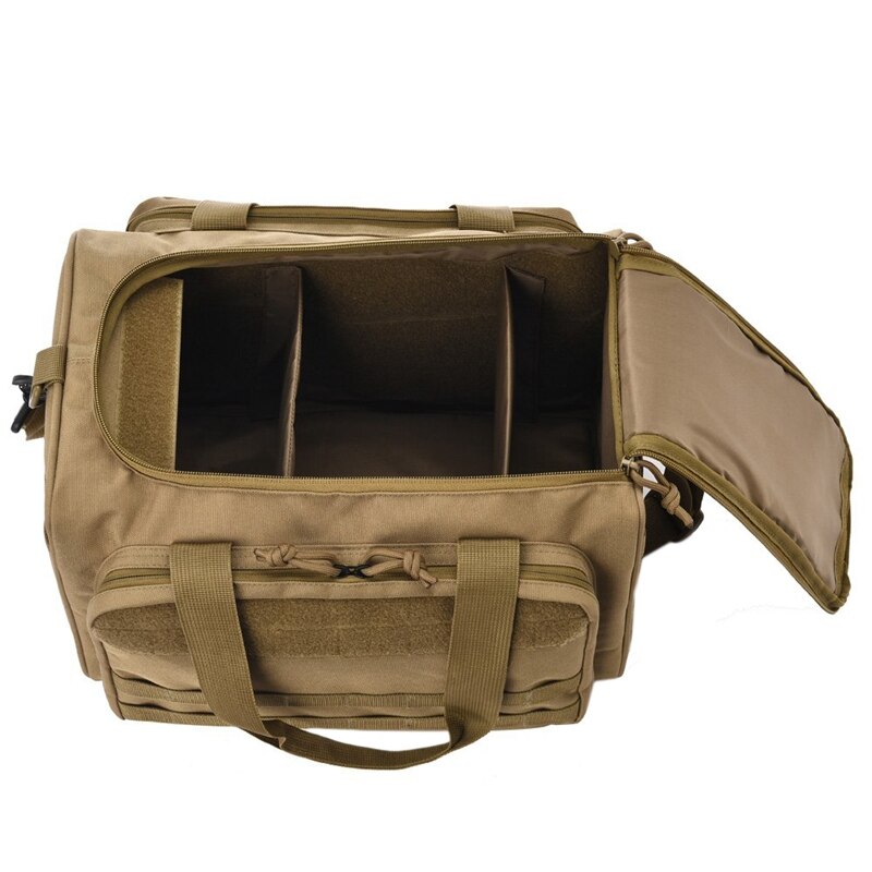 Duffle outdoor gear traveller duffle bag tas is gemaakt van  of 600d nylon stoffen duurzaam waterbestendig en heavy duty bruin