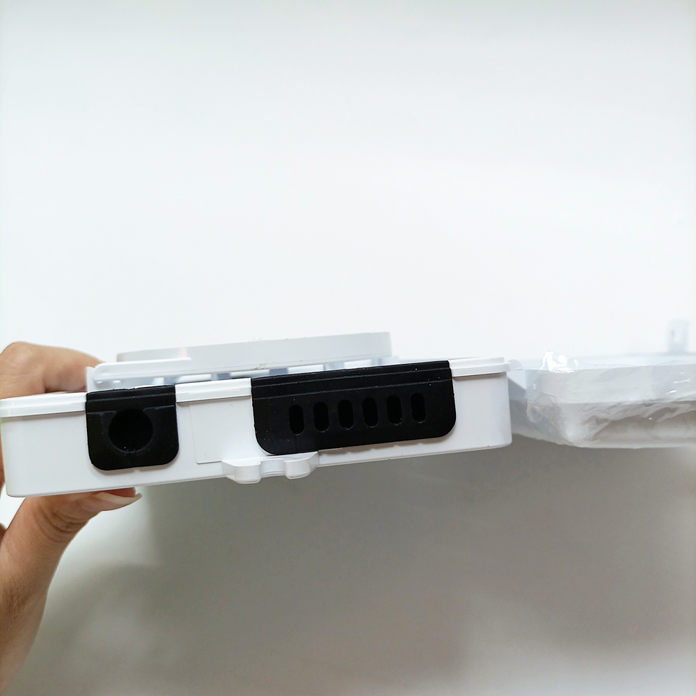 FTTH Core Termination 4 Port Optical Fiber Distribution Box FTTX Fiber Optic Splitter Box