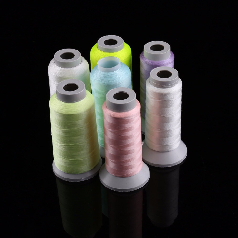 Spool Glow In The Dark Machine Hand Borduren Naaigaren Polyester Fiber + Noctilucent Factor Threads 1000 Yards/3000 yards