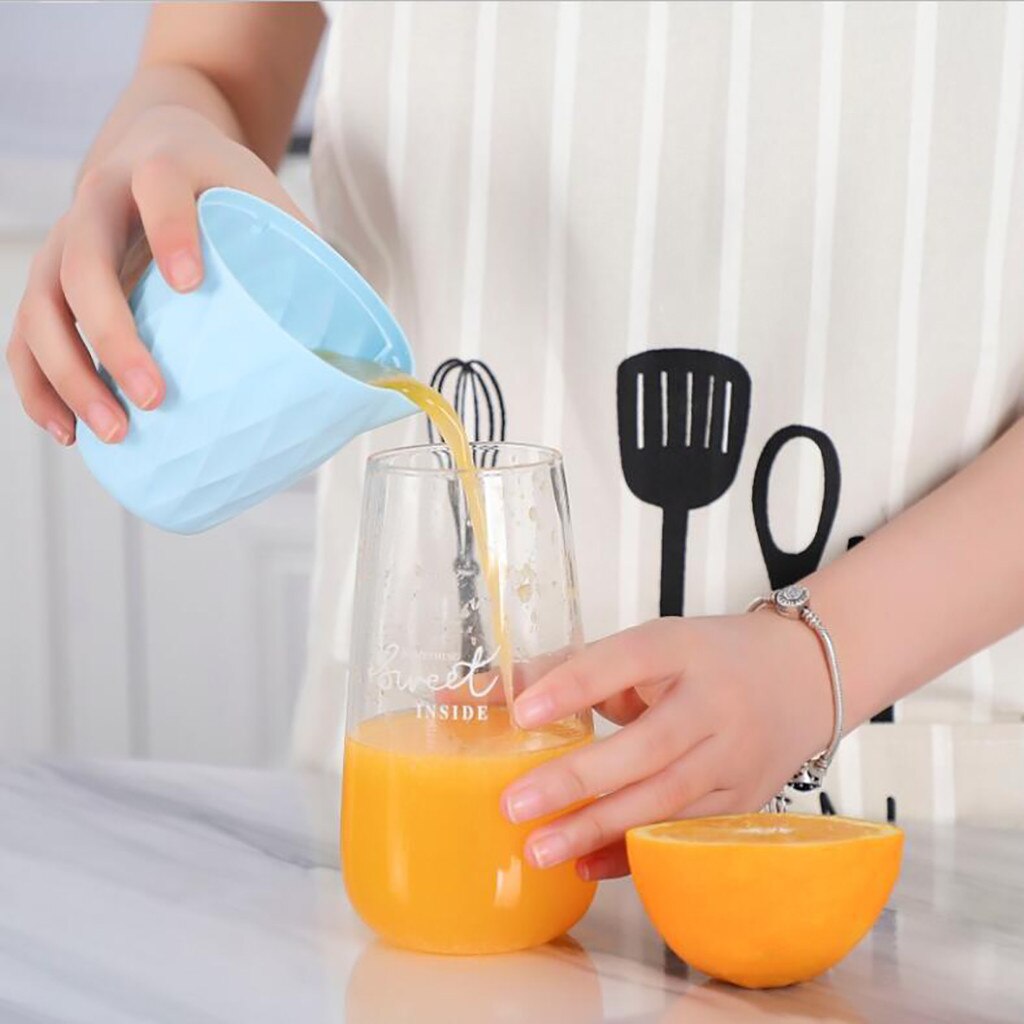 Multi-fonction manuel presse-agrumes citron Orange presse-agrumes Mini bébé jus tasse presse-agrumes couvercle Rotation presse alésoir cuisine fournitures