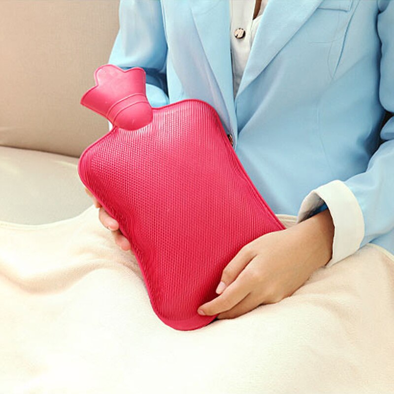 Waterfles dikke rubberen zak met hoge dichtheid handwarmende waterflessen winterwaterzakken fles willekeurige kleur