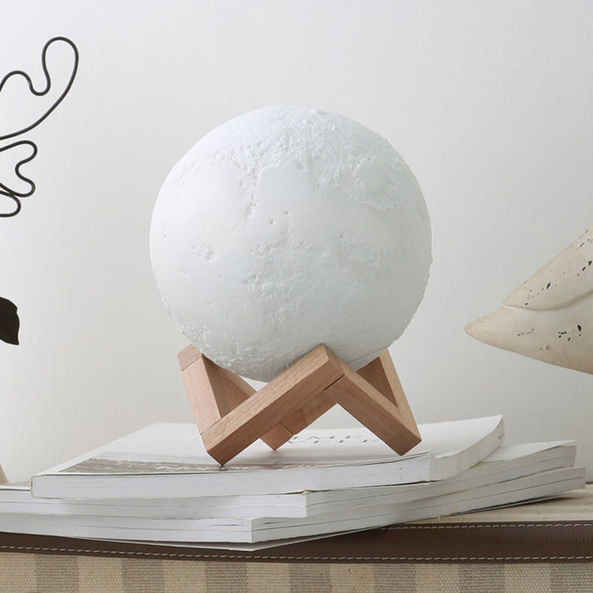 15cm 3D Magical lámpara de luna de dos tonos bolas de Luna decorativas carga USB LED noche ornamento Sensor Velantine artesanías decoración del hogar