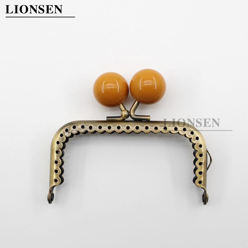 LIONSEN 8.5cm duże koraliki antyczny brąz kwadratowy metalowy uchwyt do torebki do torby sprzęgła akcesoria torebkowe dokonywanie pocałunek blokada zapięcia: light brown