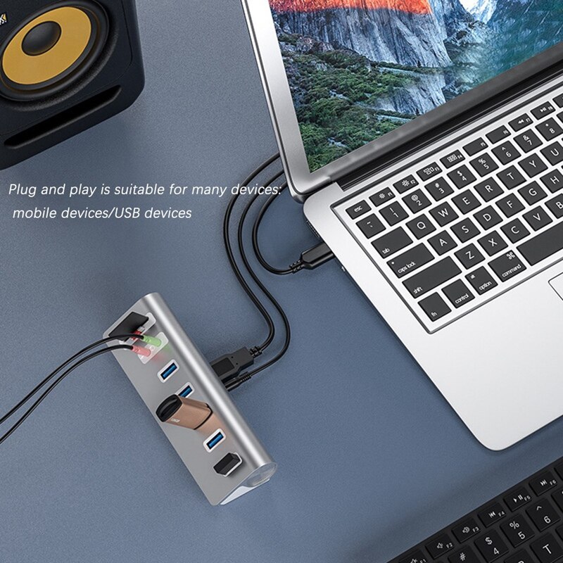 USB3.0 Docking Station Multi-Function Interface USB3.0+Audio Interface+TF/SD Dual Card Slot 7 Port Hub