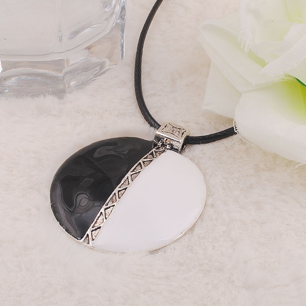 Collier rond en émail pour femmes, accessoires de bijoux de fête Style Steampunk